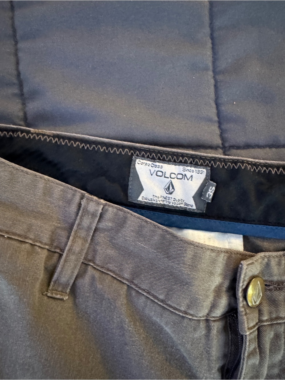 Volcom Men's Olive Green Flat Front Shorts - Picture 3 of 4